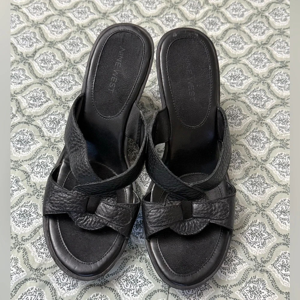 Nine West Women's Black Wedge Heels‎ Strappy Leather Women’s Size 7.5 Vintage
